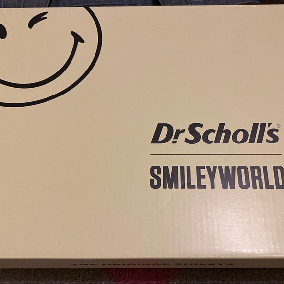 Women's Dr. Scholl's X SMILEYWORLD Madison Lace Sneaker Blue Smiley NEW … - Picture 15 of 15